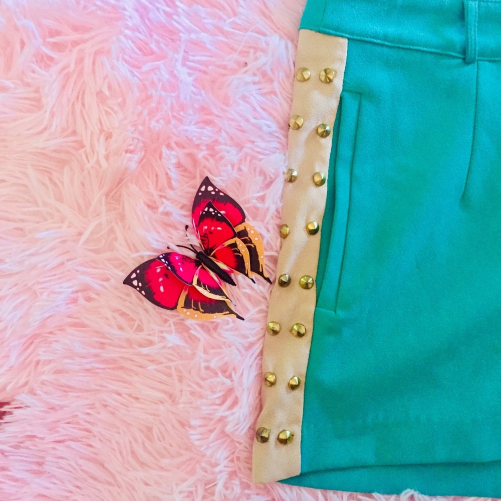 C.Luce Shorts - Picture 2 of 4